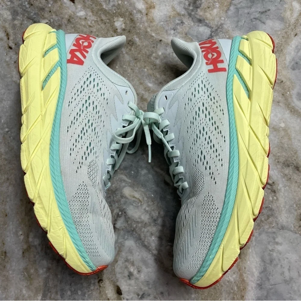 HOKA One One Clifton 7 Wide Running Shoes Women 10D